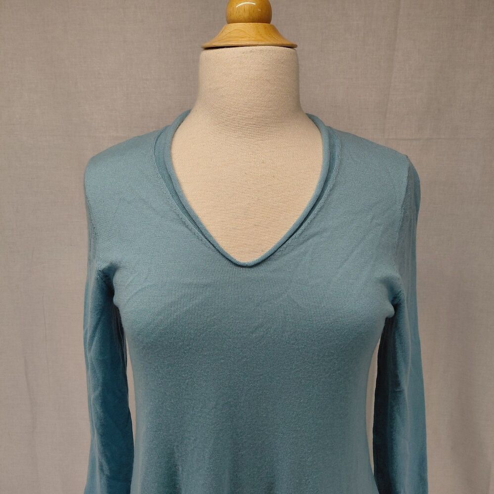 J Jill LS V-Neck Light Blue Sweater w/ Rolled Hems 100% Merino Wool s SZ S - Picture 4 of 7